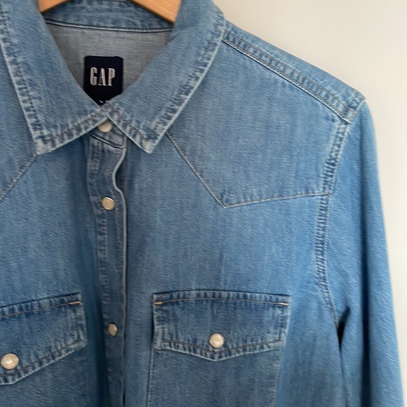 GAP Denim shirt - Picture 4 of 8